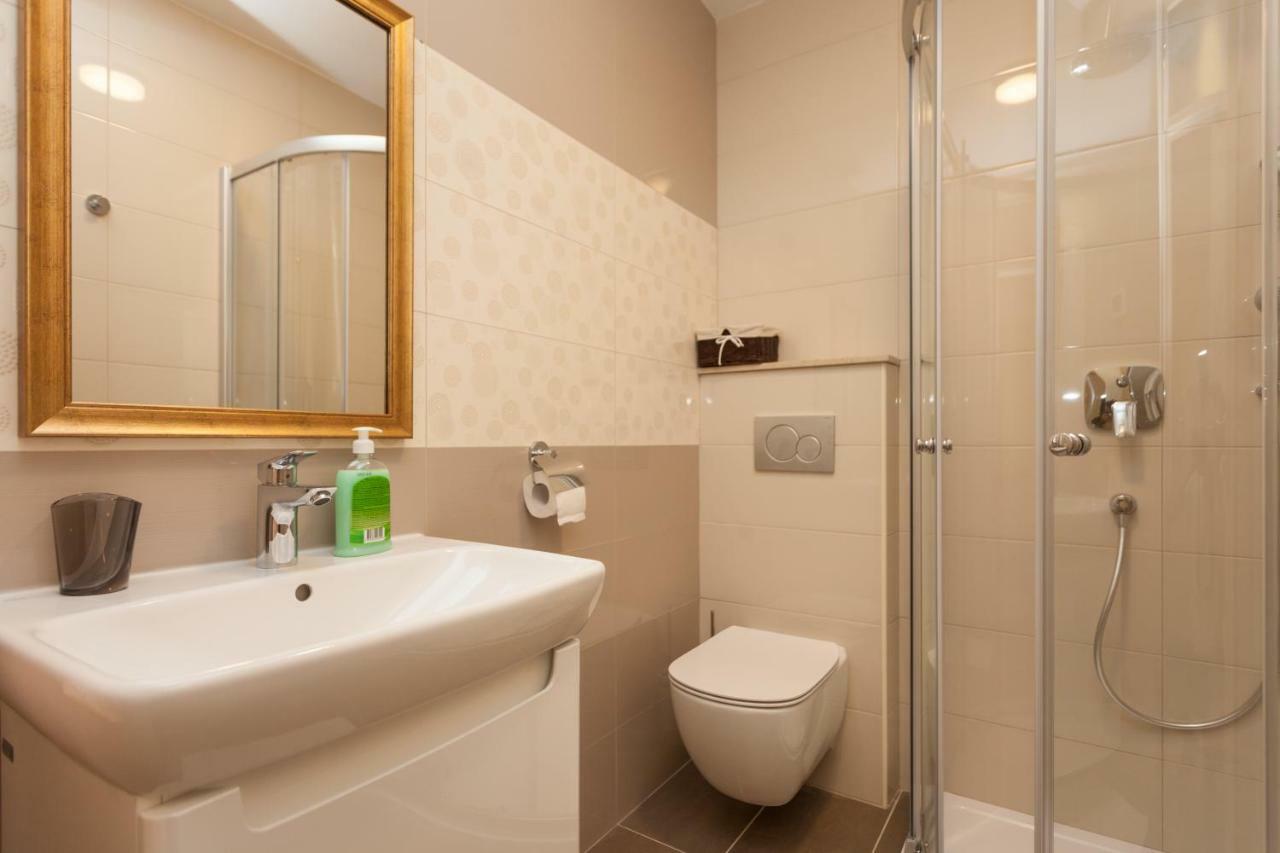 Apartment Amare Seaview Rovinj Exteriör bild